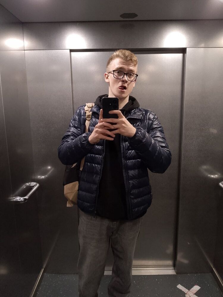  53508621  , 22 ,    -