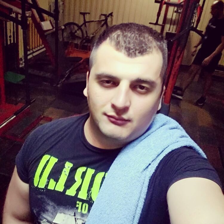  46123971  Alex Shaw, 40 ,    