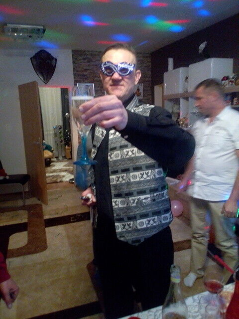  8884171  Andreas, 49 ,    Aue