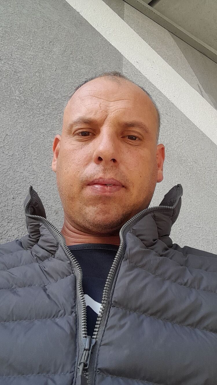  53835151  , 38 ,    