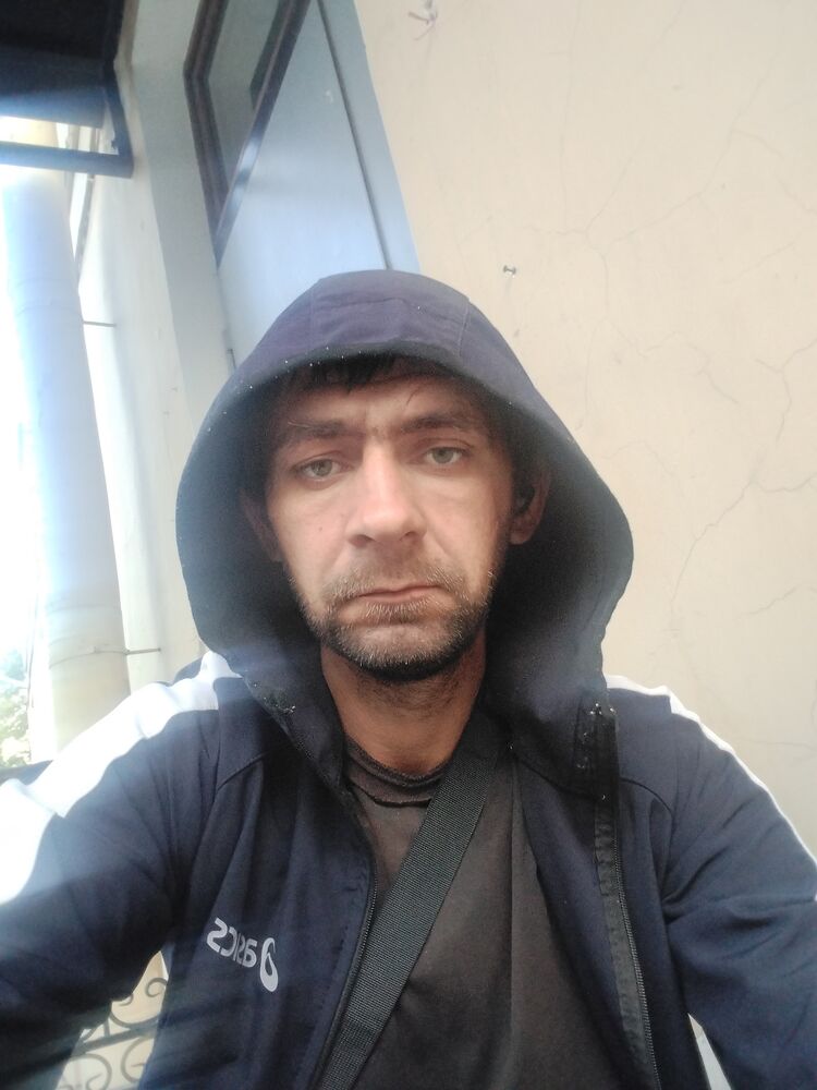  44610221  , 36 ,    -