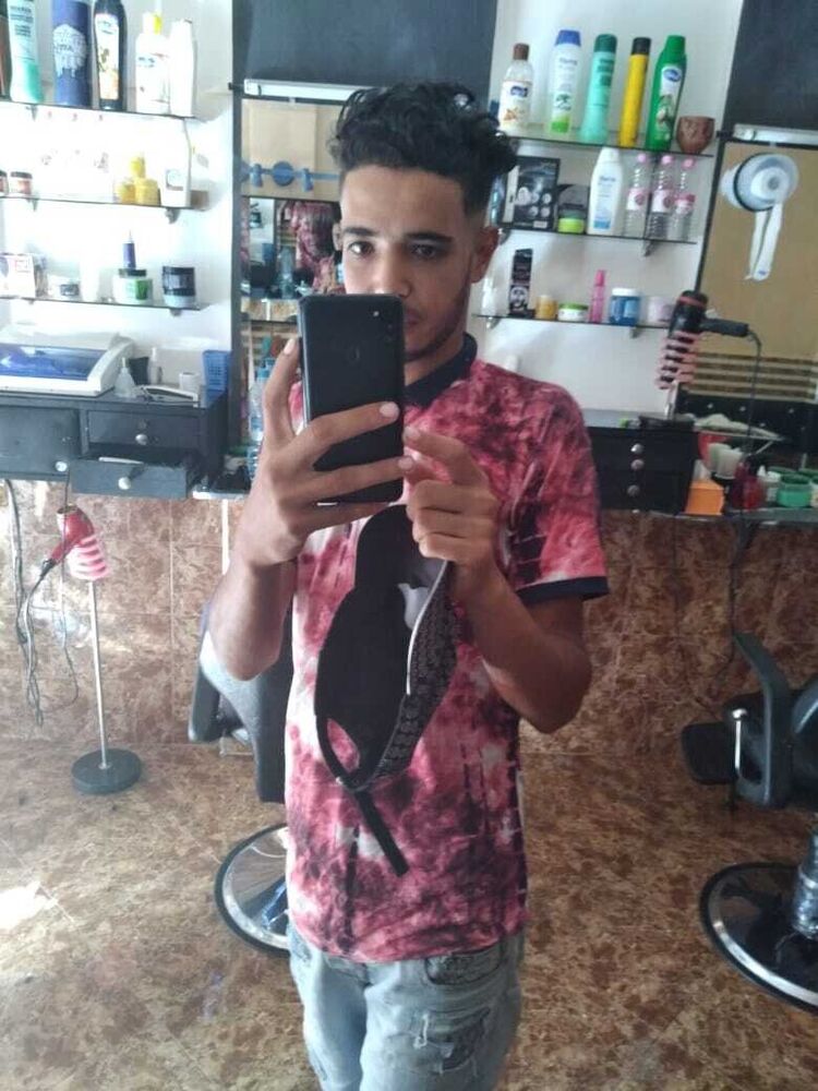  22167741  Youness, 27 ,    