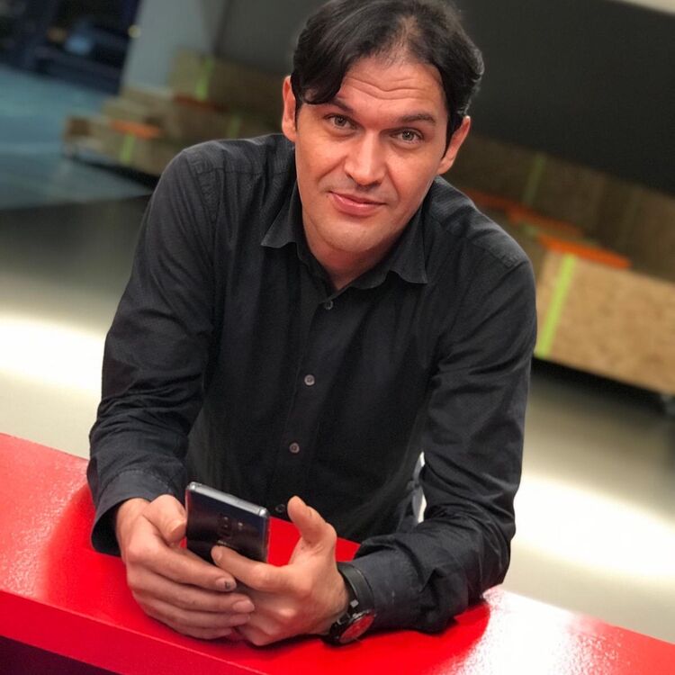  41517721  Yilmaz, 45 ,    