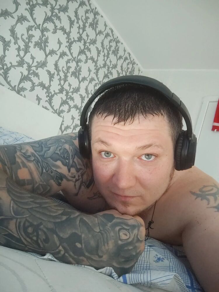  47325601  , 31 ,    