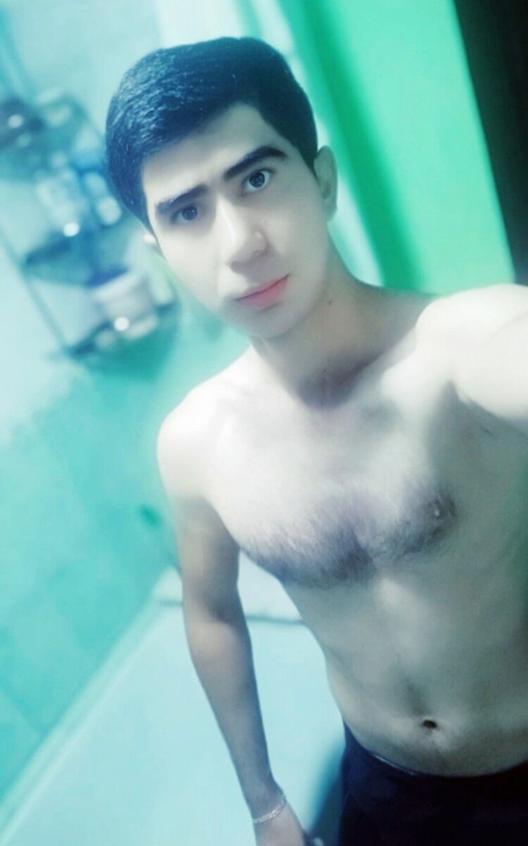  18540241  , 30 ,    