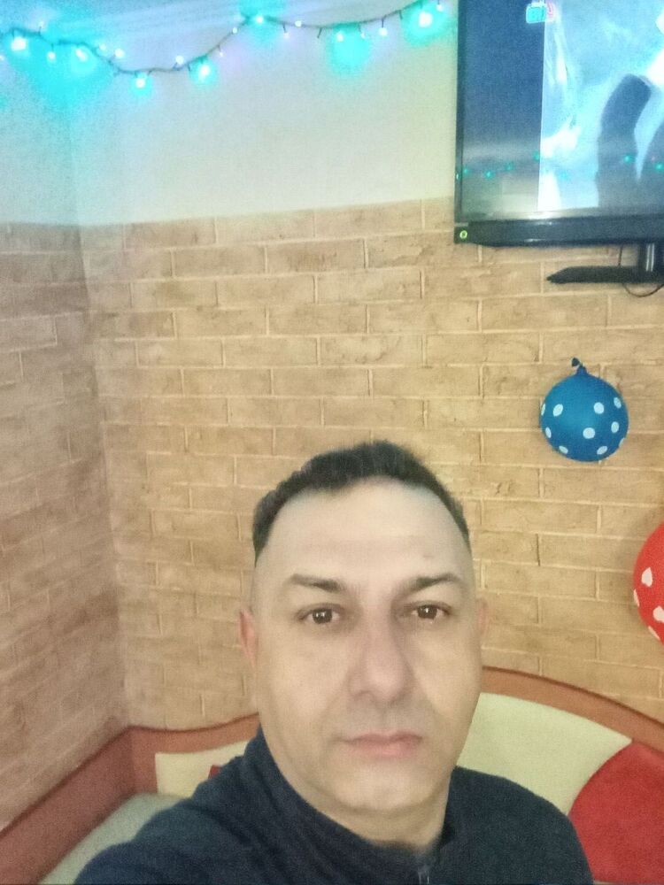  40166481  , 44 ,    