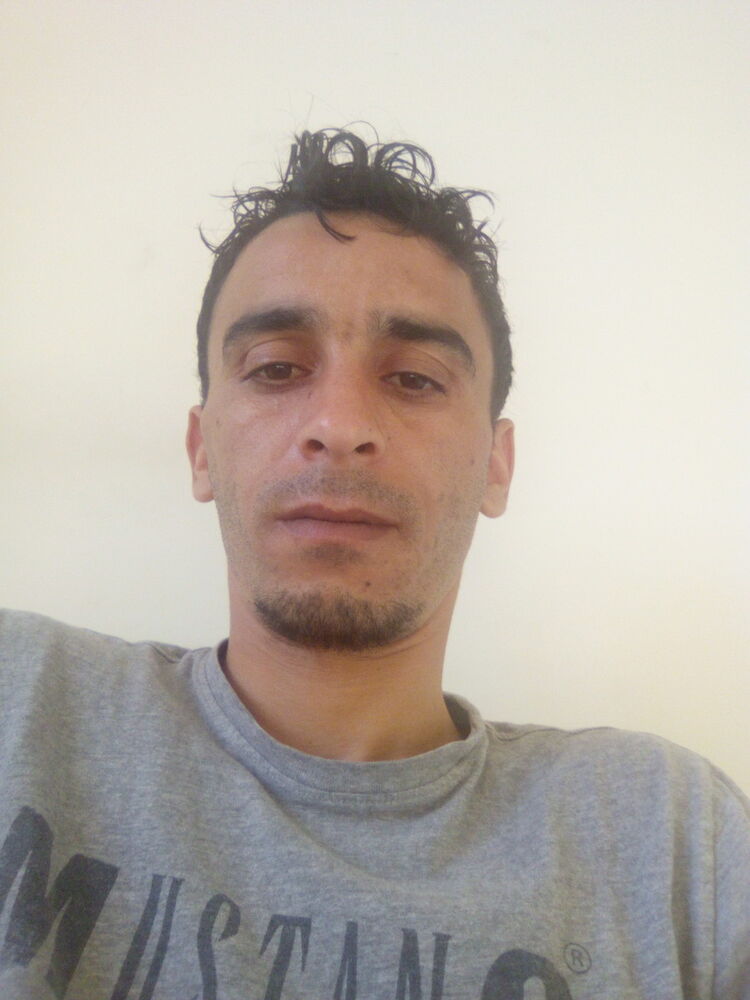  ,   Mounir, 35 ,   ,   , c 