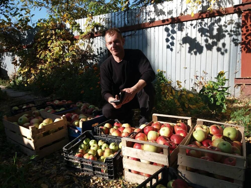  52747181  Sergey, 51 ,     