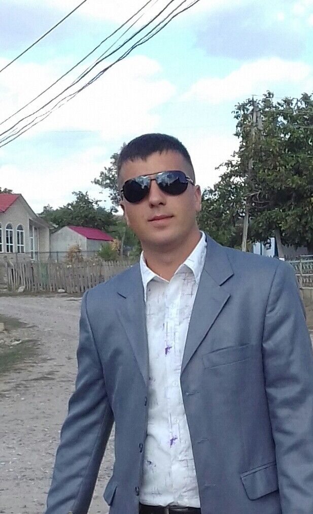  14637481  Vasea, 34 ,    