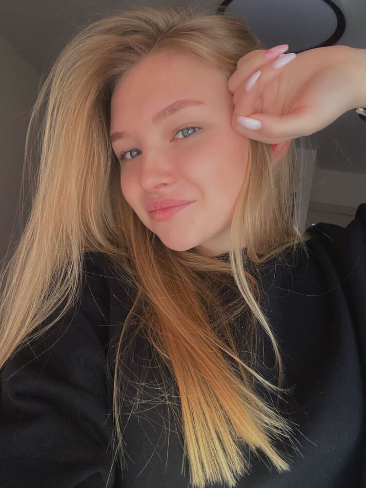  31867761  , 21 ,    -