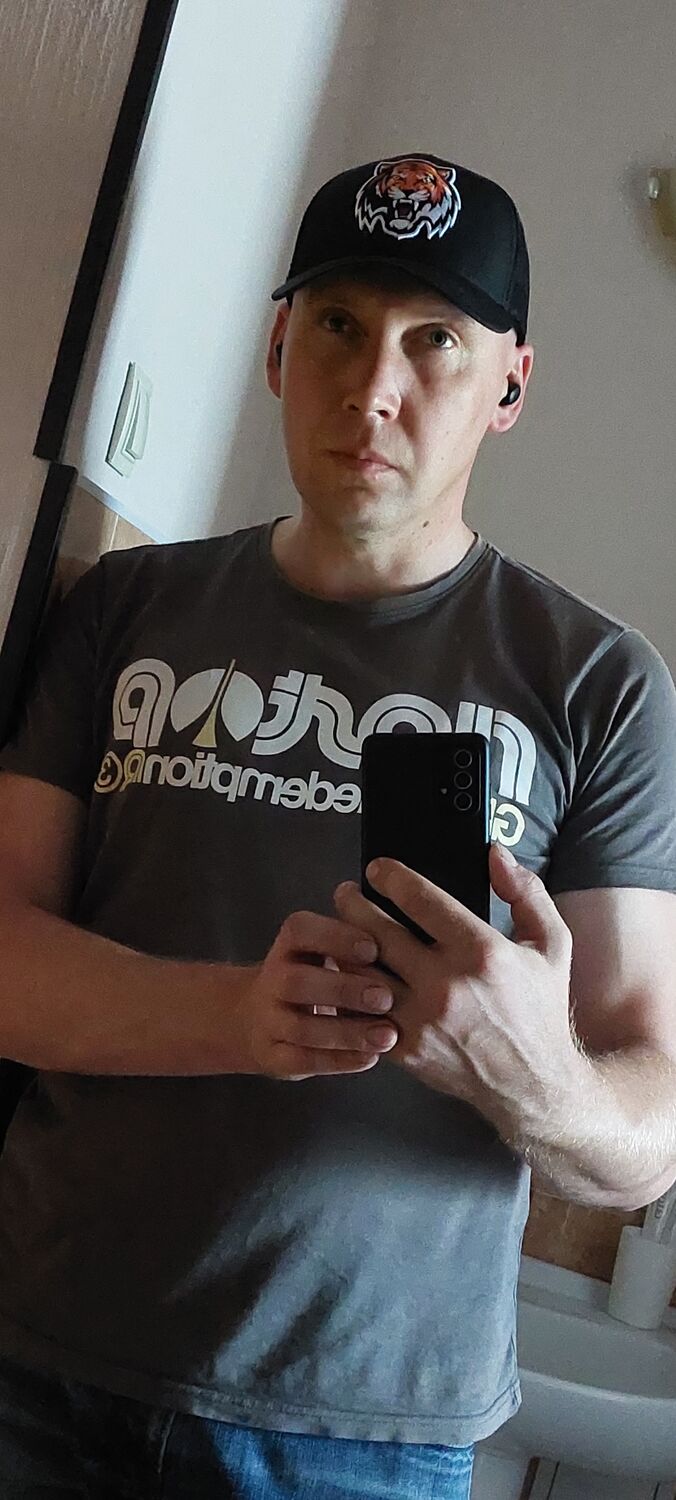  46400731  , 39 ,    