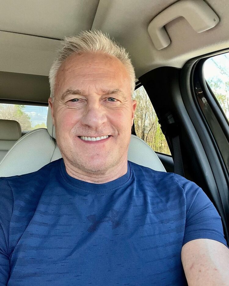  35788551  Maik, 68 ,    