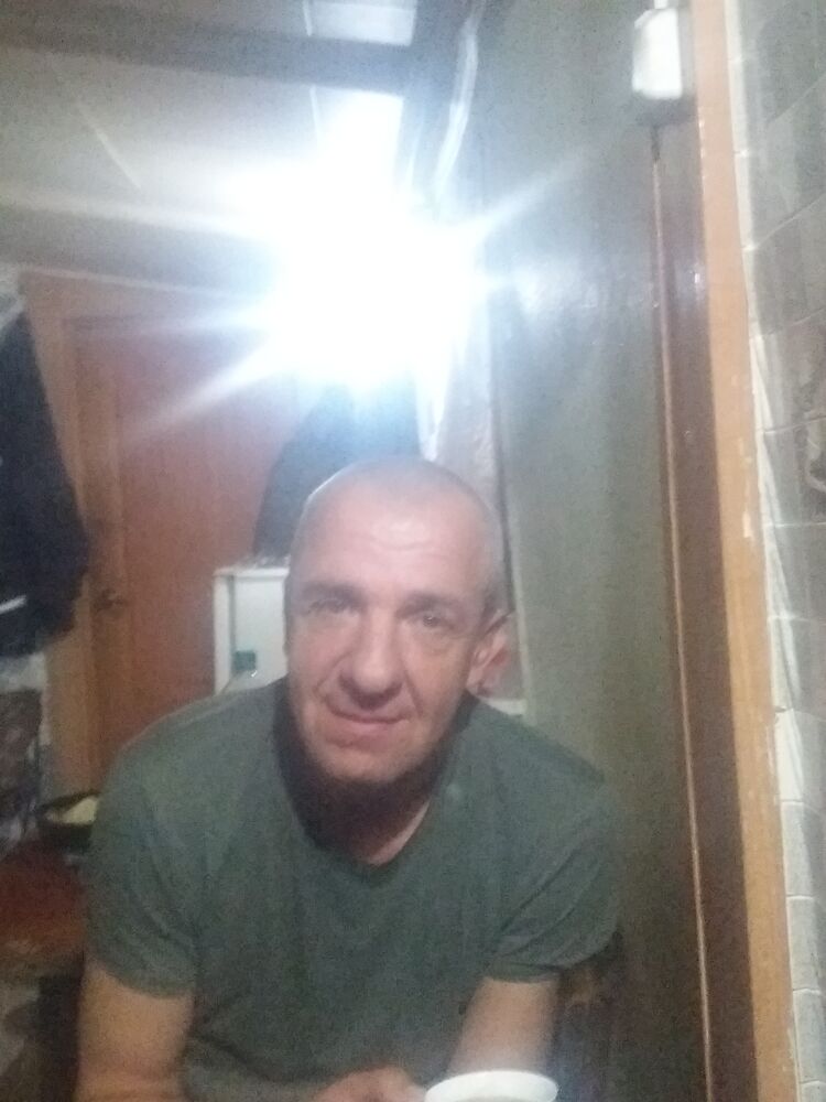  40084811  ϸ, 52 ,    