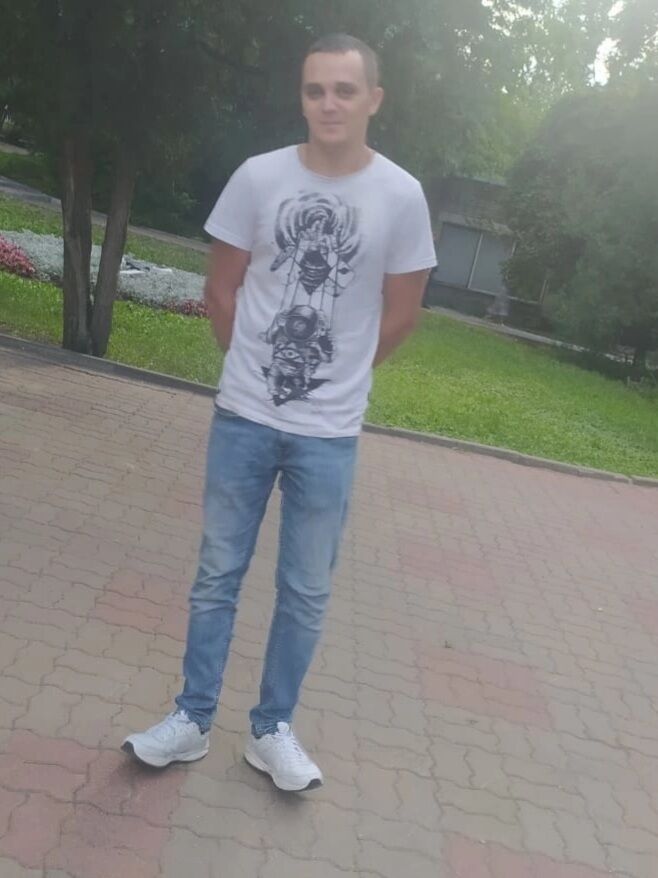  31407271  Grigory, 29 ,    --