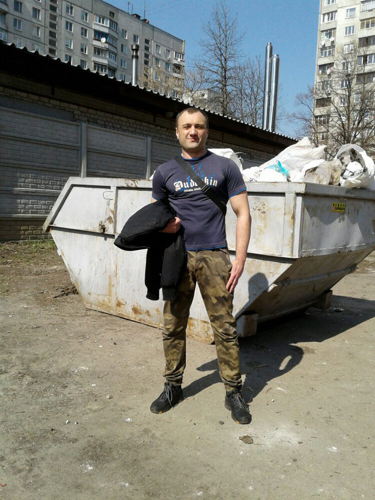  ,   Alex, 42 ,   ,   , c 