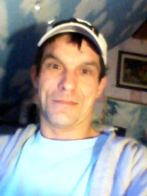  9093411  orik, 52 ,    