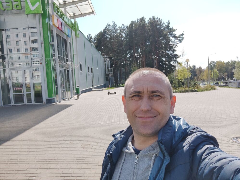 42733361  Leonid, 43 ,    