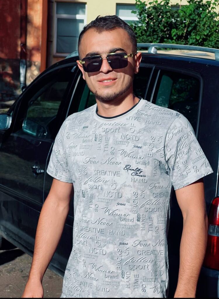  53144591  Ruslan, 28 ,    