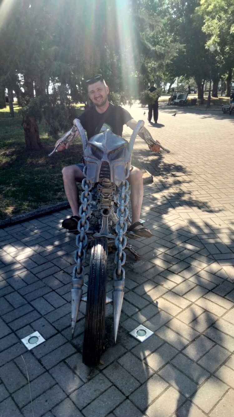  53754351  Denis, 35 ,    