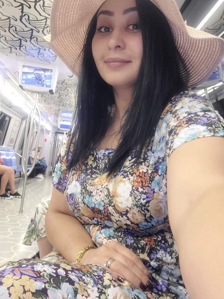  ,   Madina, 25 ,   ,   , c , 