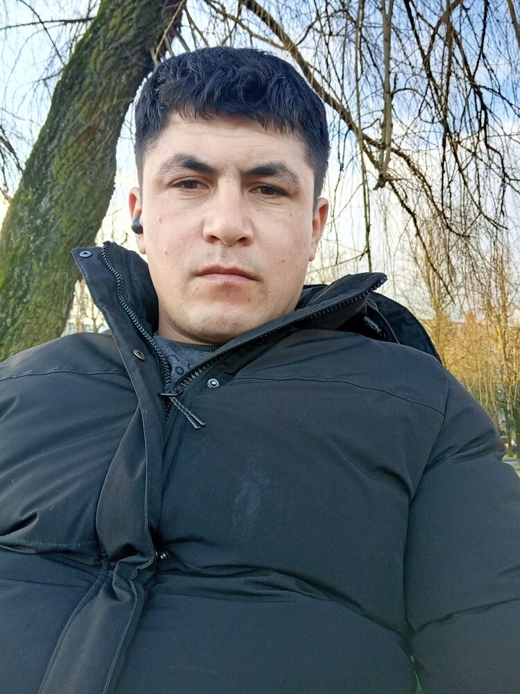  49437361  Intiqam, 33 ,    