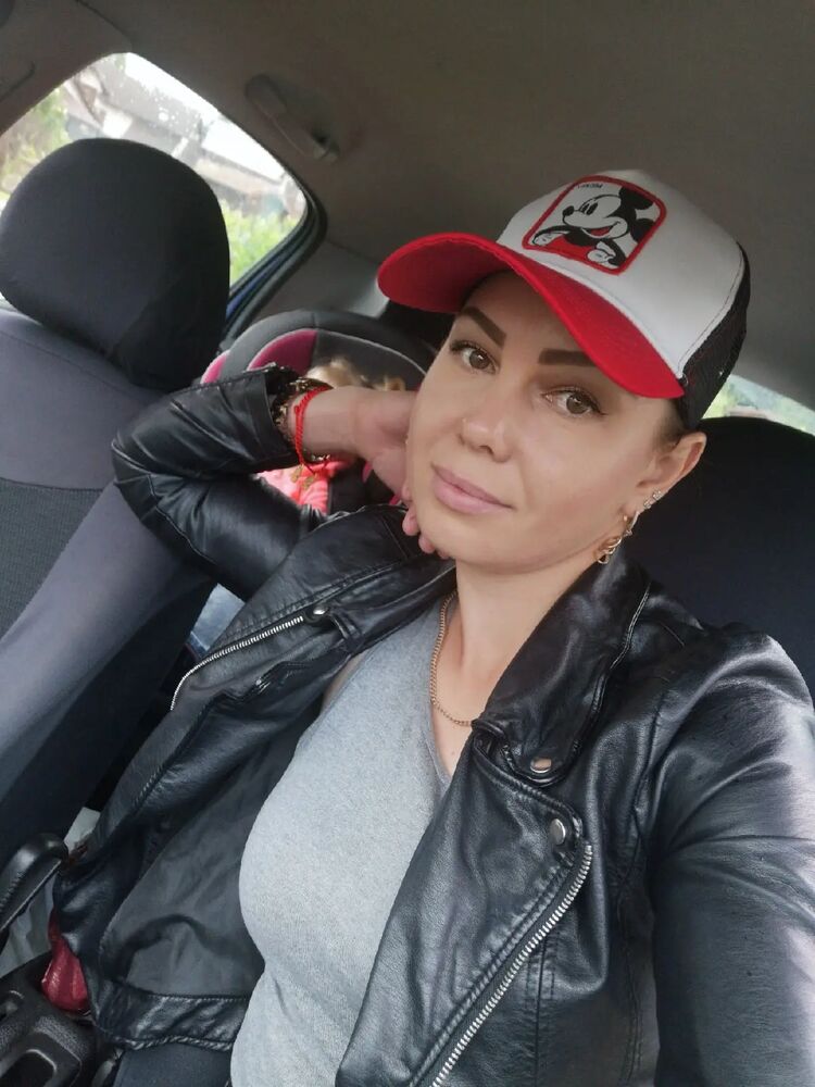  44983161  Elena, 36 ,    Seyssinet-Pariset