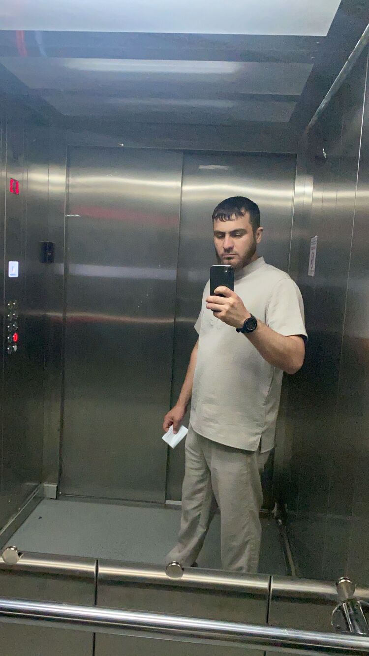 27589881  , 39 ,    