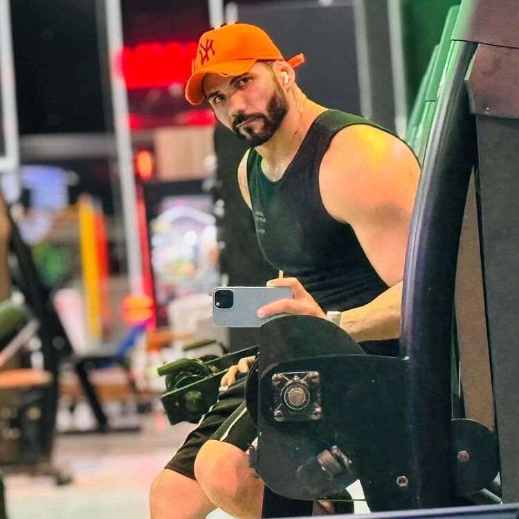 ���� 52078831 ������� ��, 35 ���, ���� ���������� � ������������