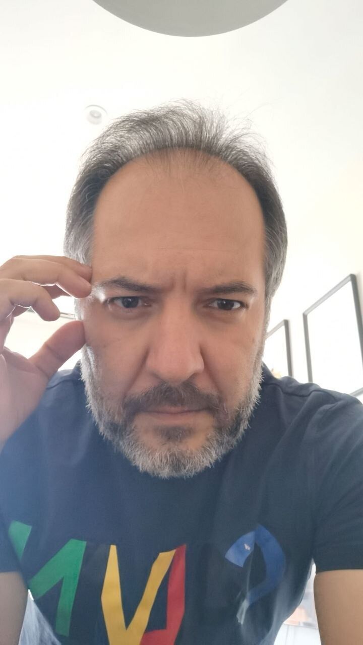  45712391  Amir, 44 ,    