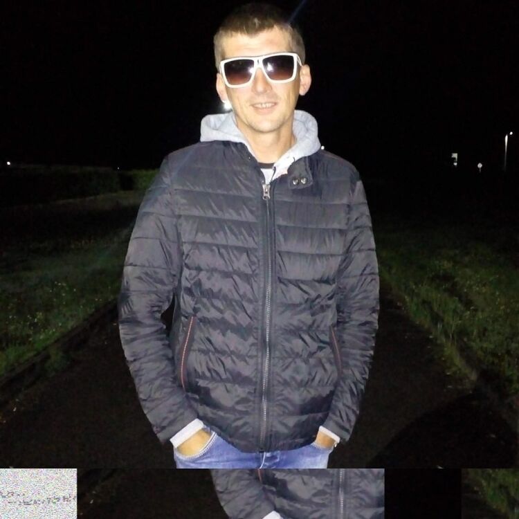  15934871  Sasha, 39 ,    