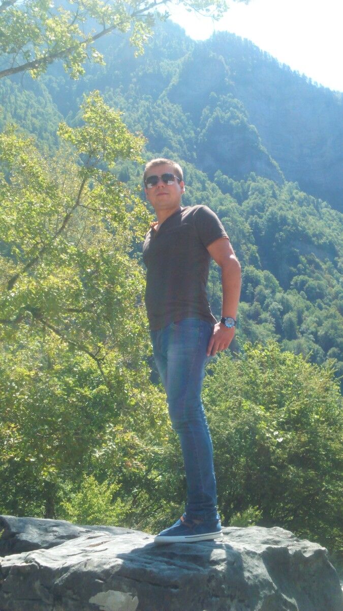  9074591  Alex, 38 ,    