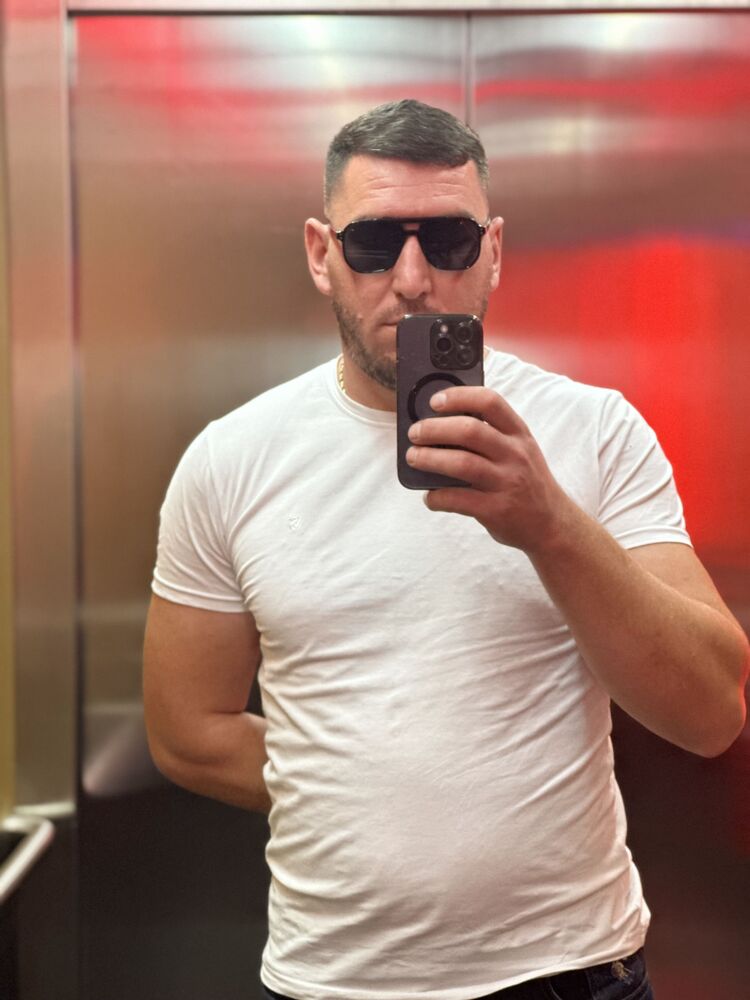  47584081  , 28 ,    