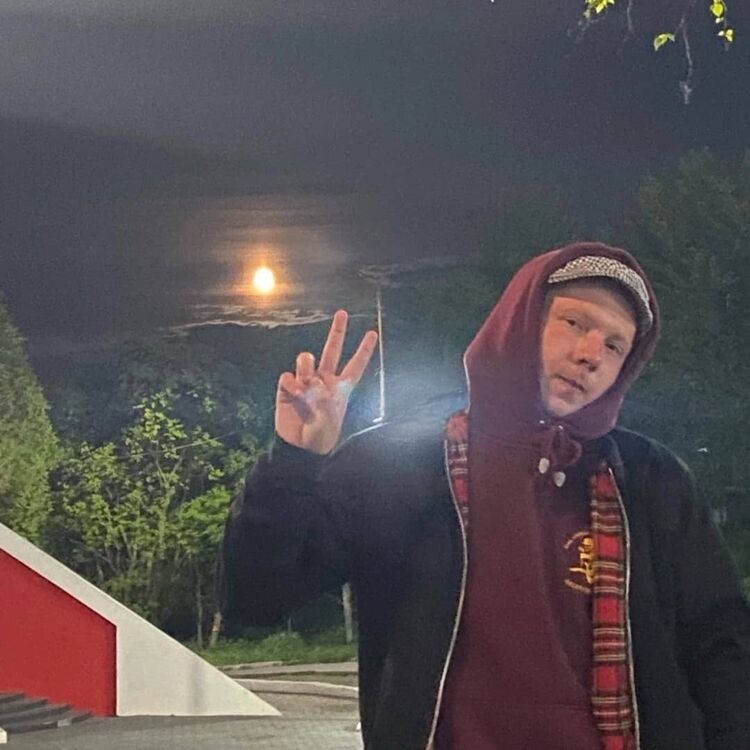  31869411  , 26 ,    -