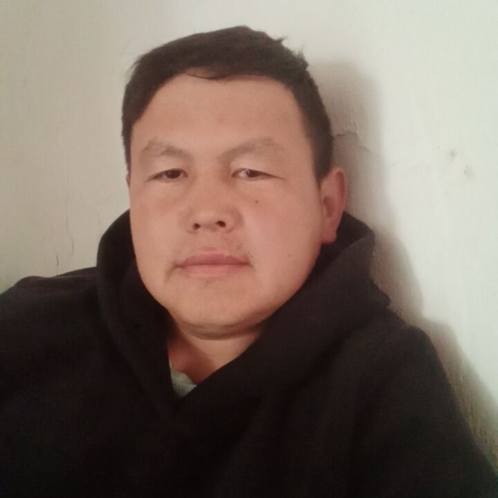  51356831  Saken, 32 ,    