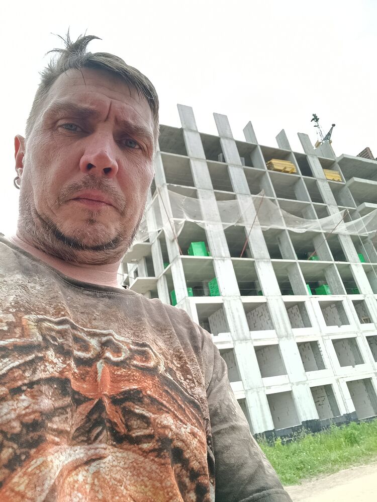  46685371  , 45 ,    