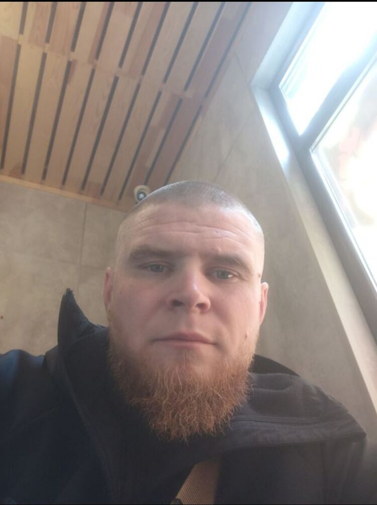 ���� 42127651 ������� Viktor, 30 ���, ���� ���������� � Suhaj