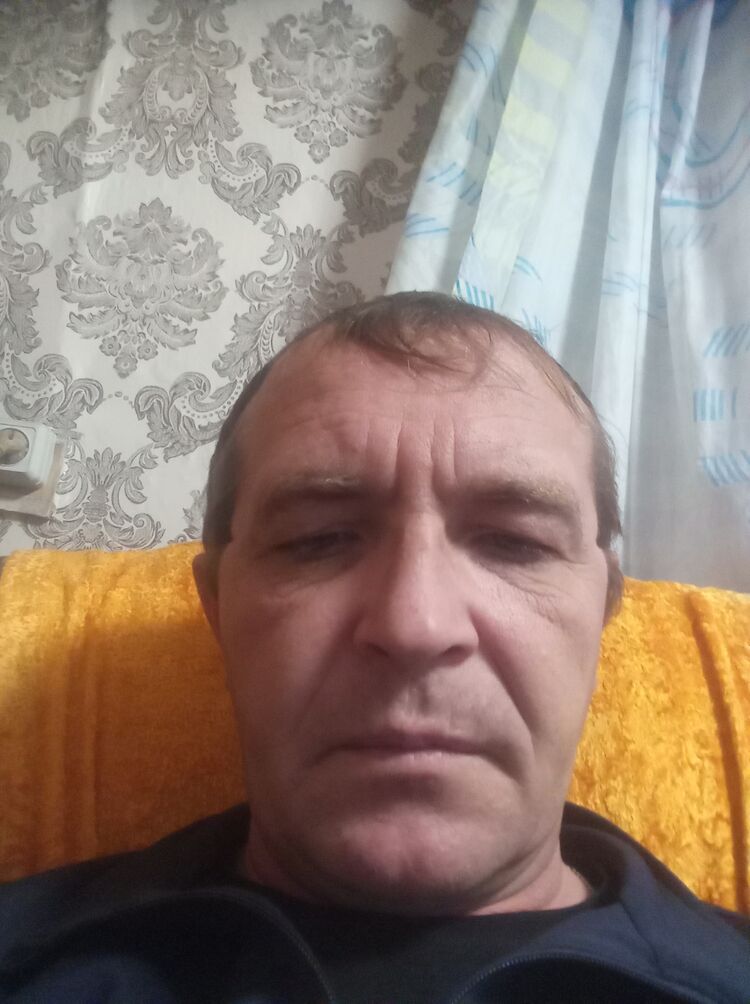  47431321  Alexander, 40 ,    