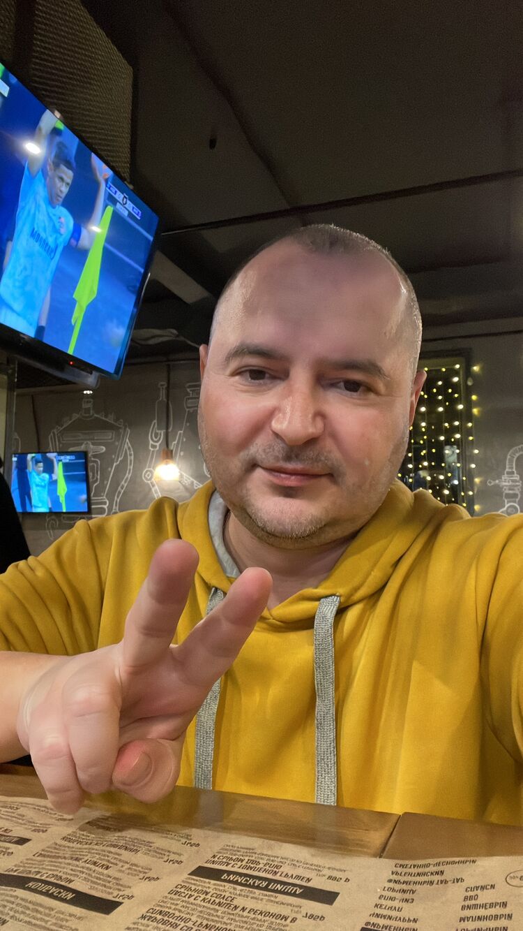  48767861  , 44 ,    