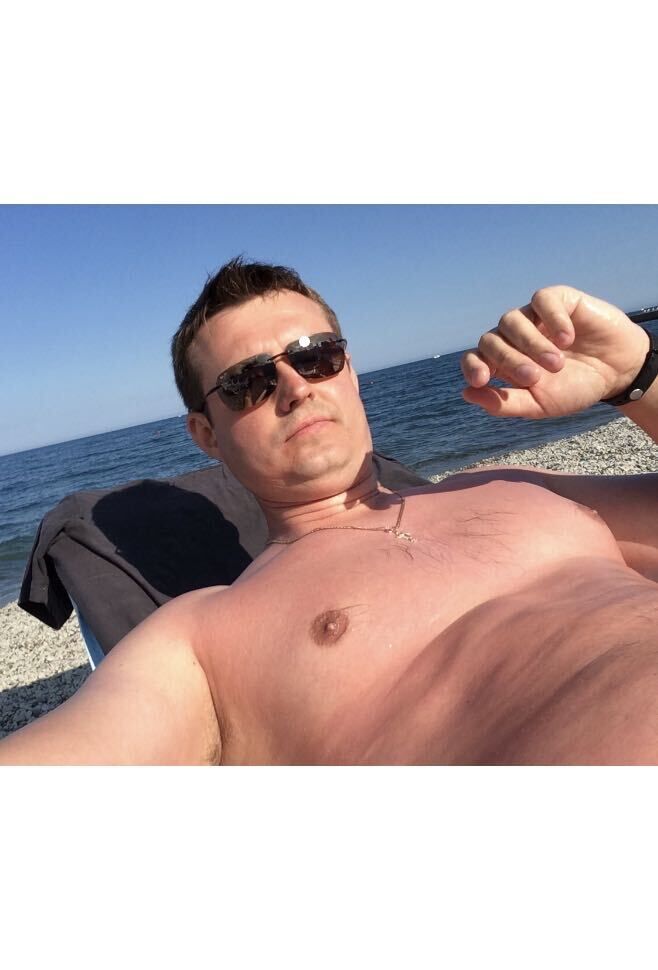  44343561  Dmitry, 42 ,    