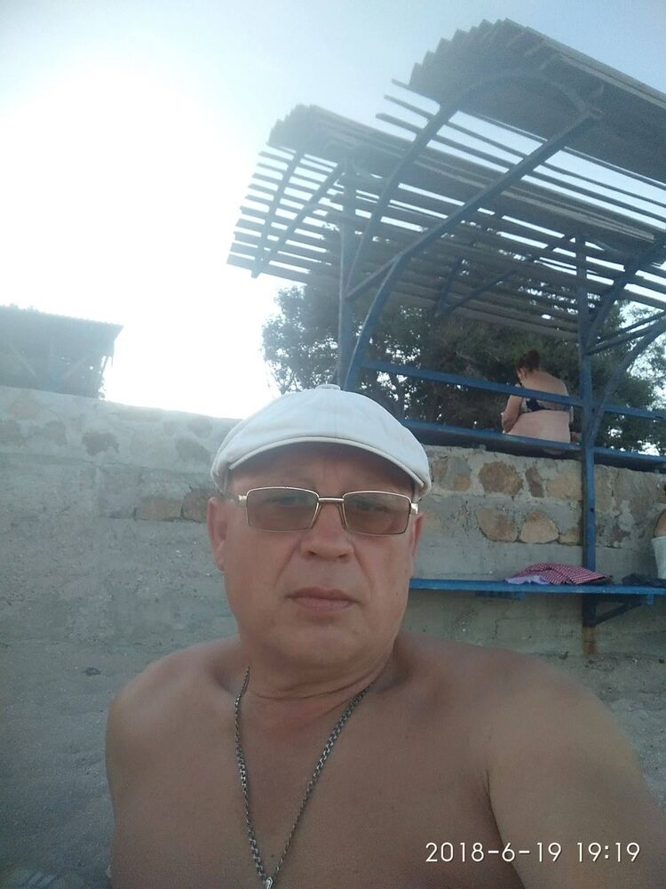  14893951  , 61 ,    