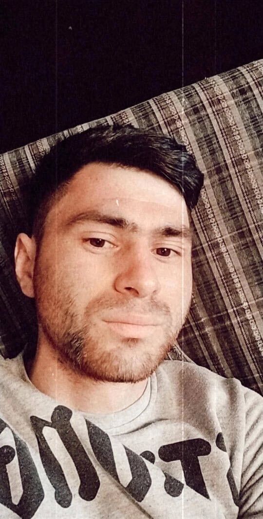  54528661  Iskandar, 39 ,    