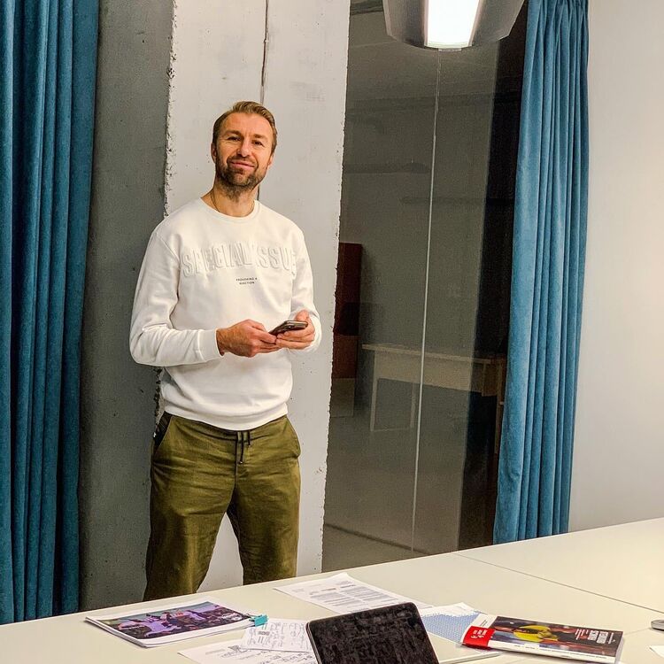 ���� 42338681 ������� ������, 45 ���, ���� ���������� � �����-����������