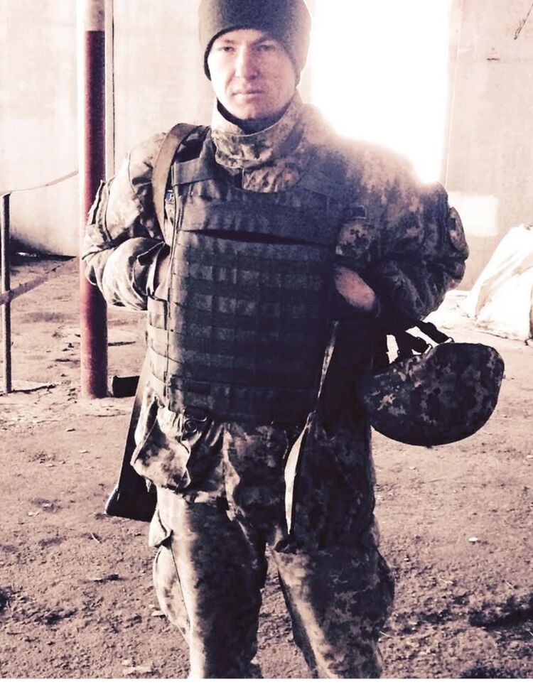  51680801  Alex, 31 ,    