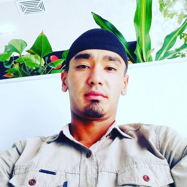  33589741  Bunyodbek, 23 ,    