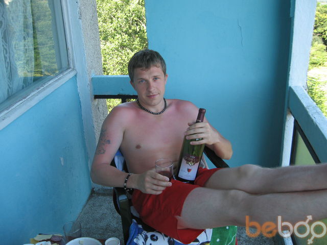  1274161  Arman, 44 ,    