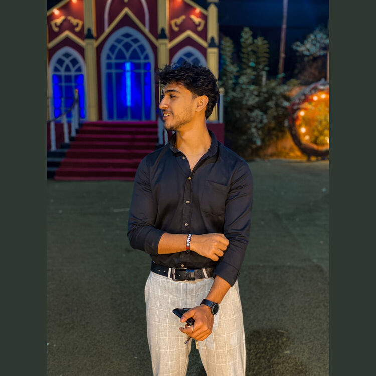  ,   Hossam, 24 ,   ,   , c 
