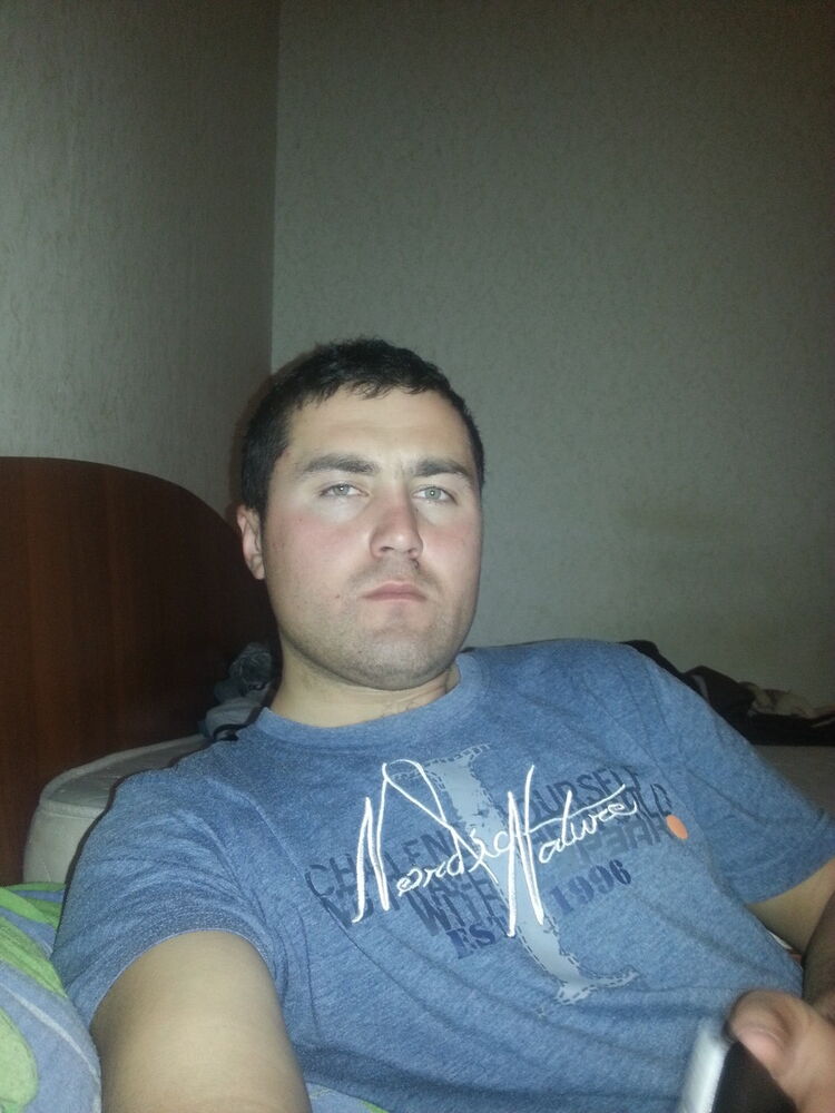 14184631  Maruf, 32 ,    