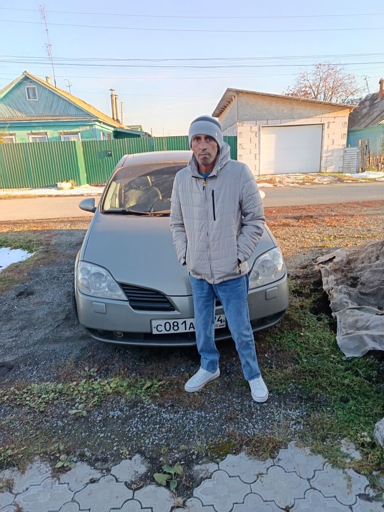  46901561  , 48 ,    