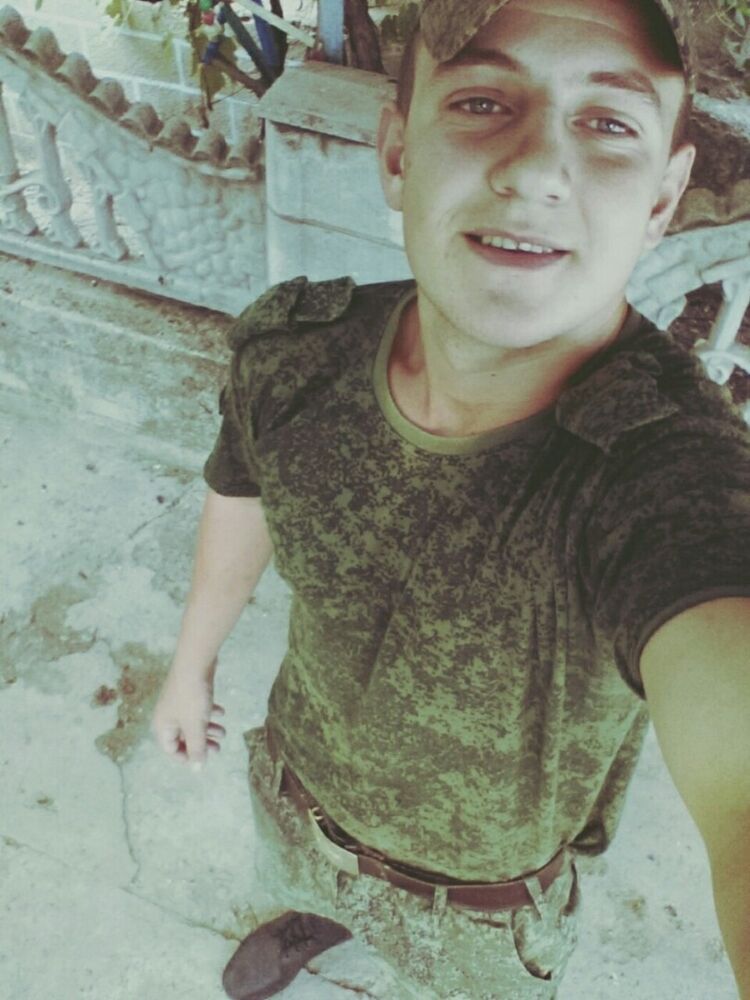  16613071  Mihail, 26 ,    