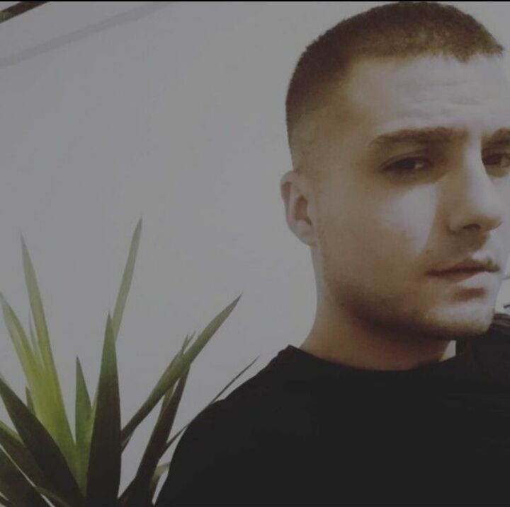  33033471  , 30 ,    